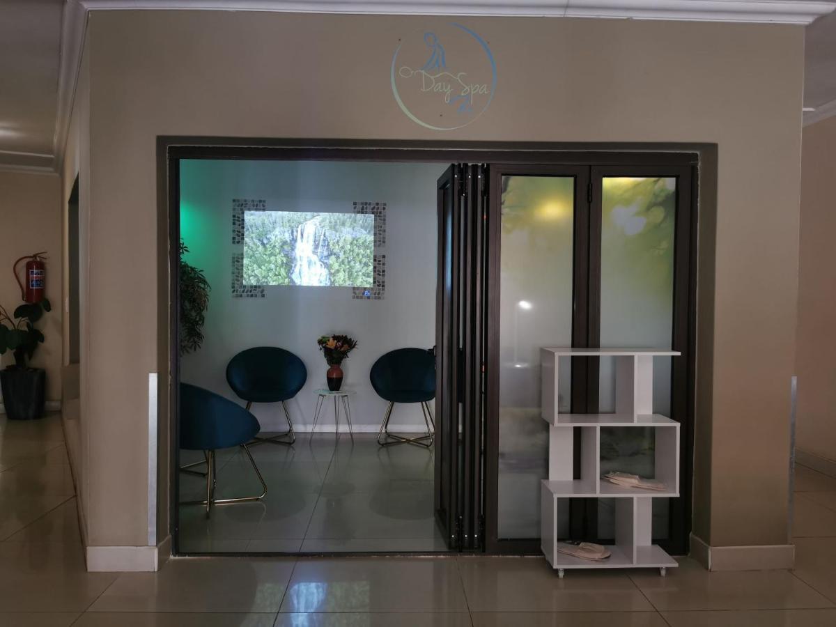 Palm Valley Inn And Day Spa Hartbeespoort Εξωτερικό φωτογραφία