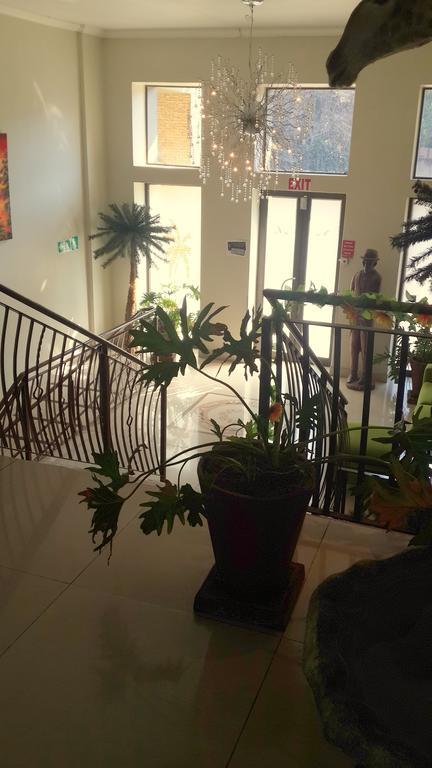 Palm Valley Inn And Day Spa Hartbeespoort Εξωτερικό φωτογραφία