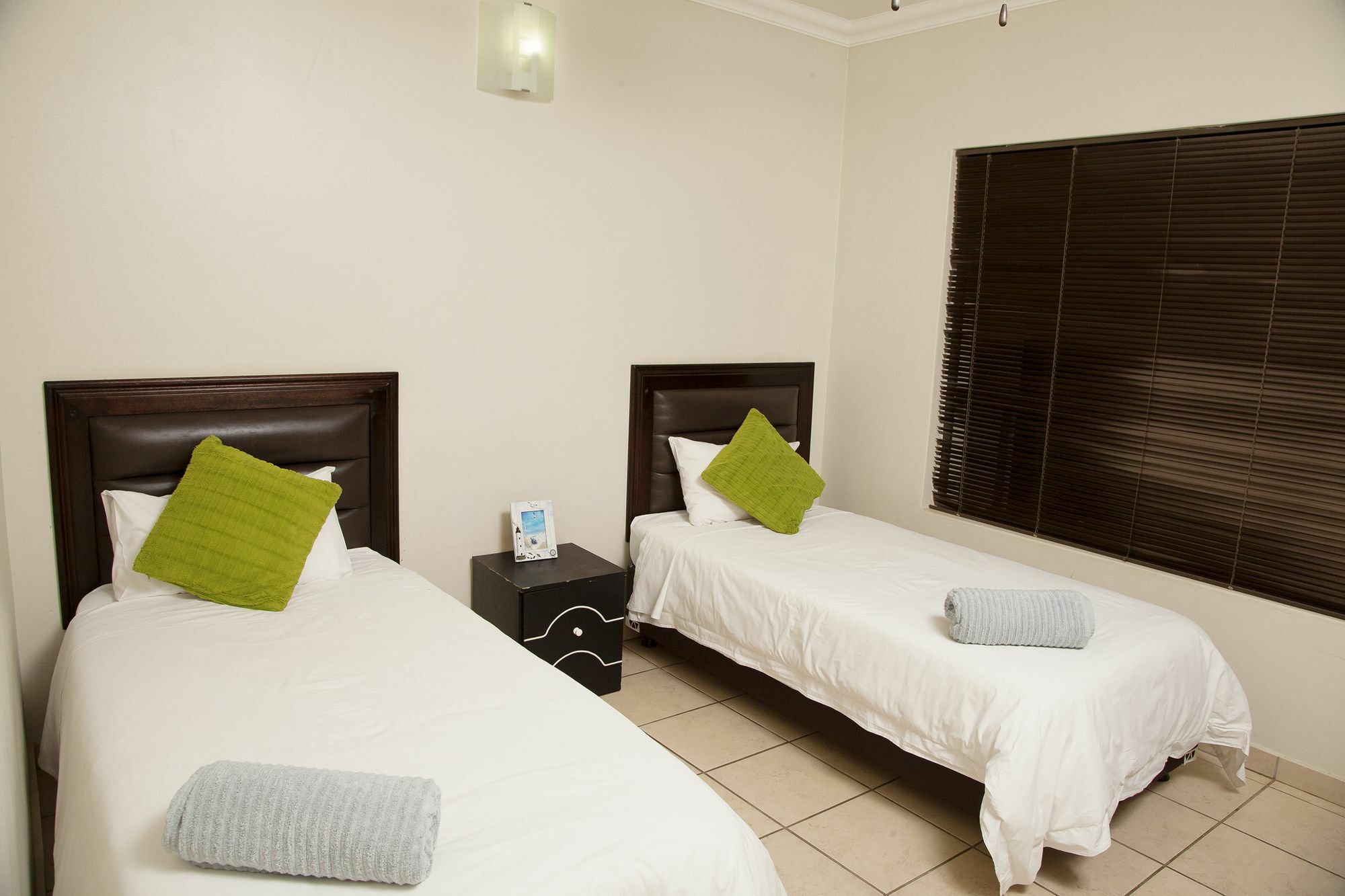 Palm Valley Inn And Day Spa Hartbeespoort Εξωτερικό φωτογραφία